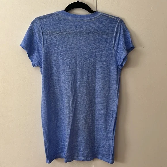 J. Crew blue 100% linen v neck t-shirt size small NWOT - Picture 2 of 7